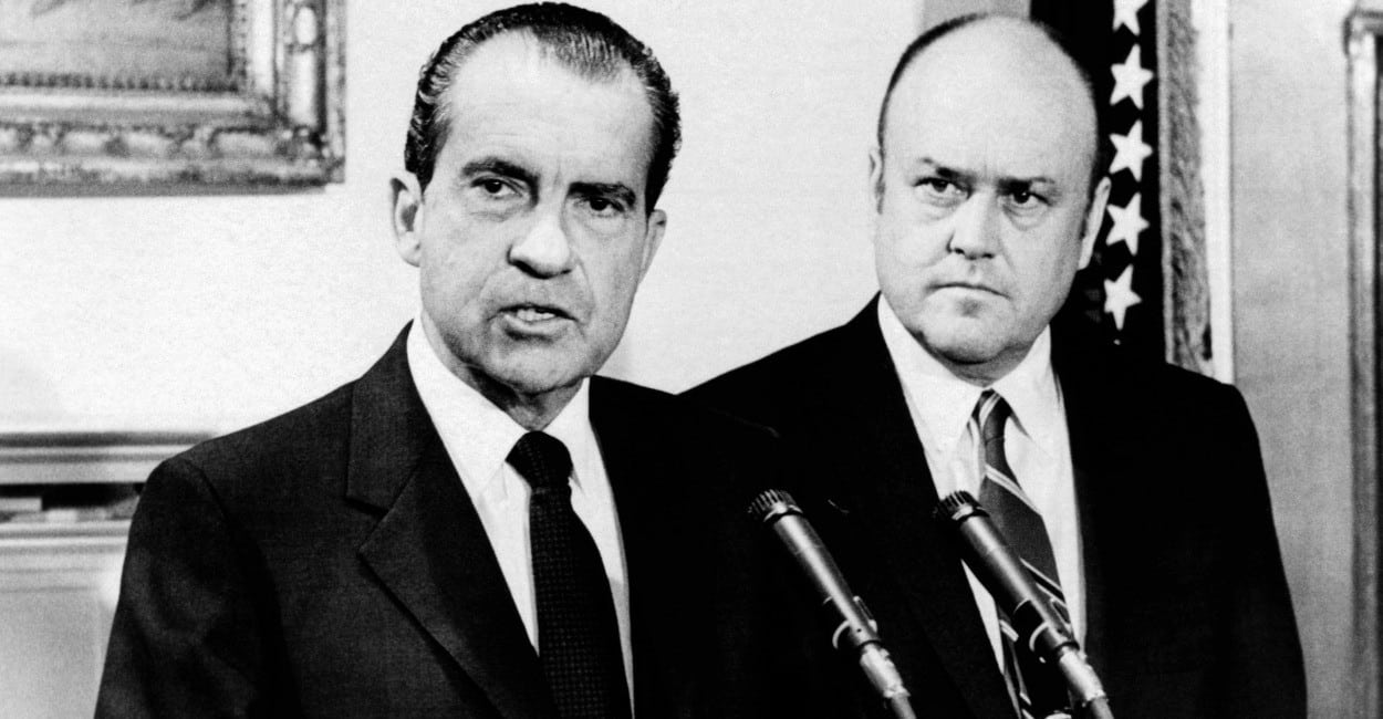 Nixon’s Defense Secretary Melvin Laird Dies at 94