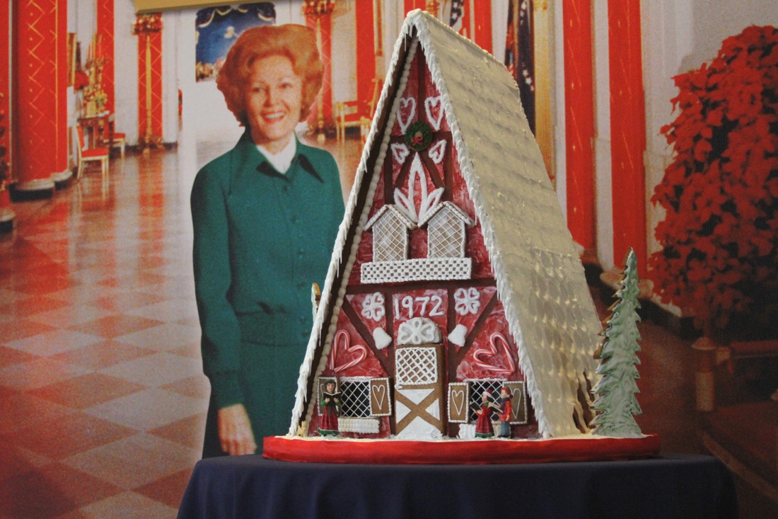 A Nixon White House Christmas Tradition Remade