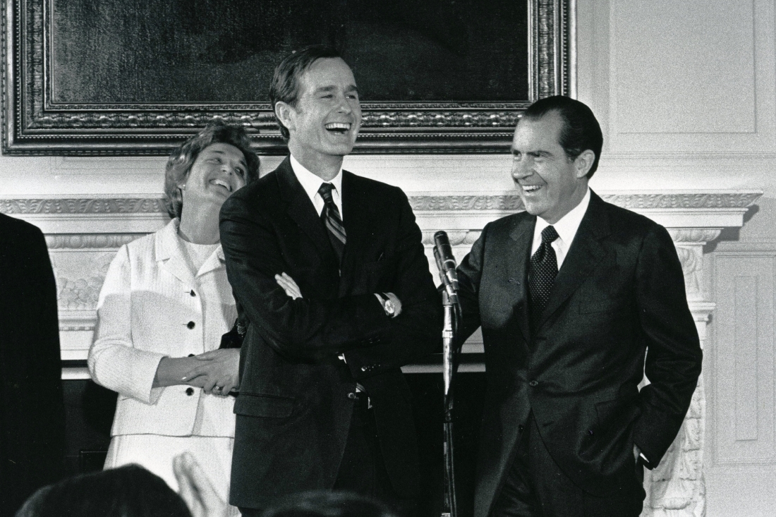 Nixon Library Collecting Condolences for Bush Family
