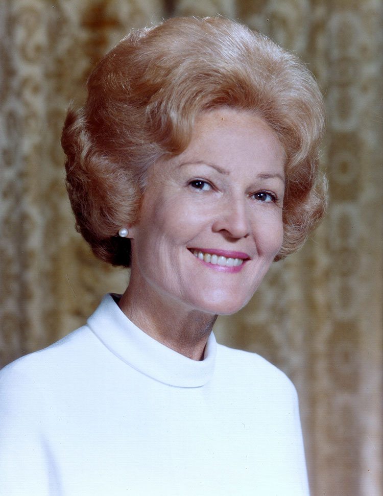 First Lady Pat Nixon Biography