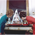 Elvis Presley’s Graceland Made into Gingerbread  for Nixon Library Christmas Celebration