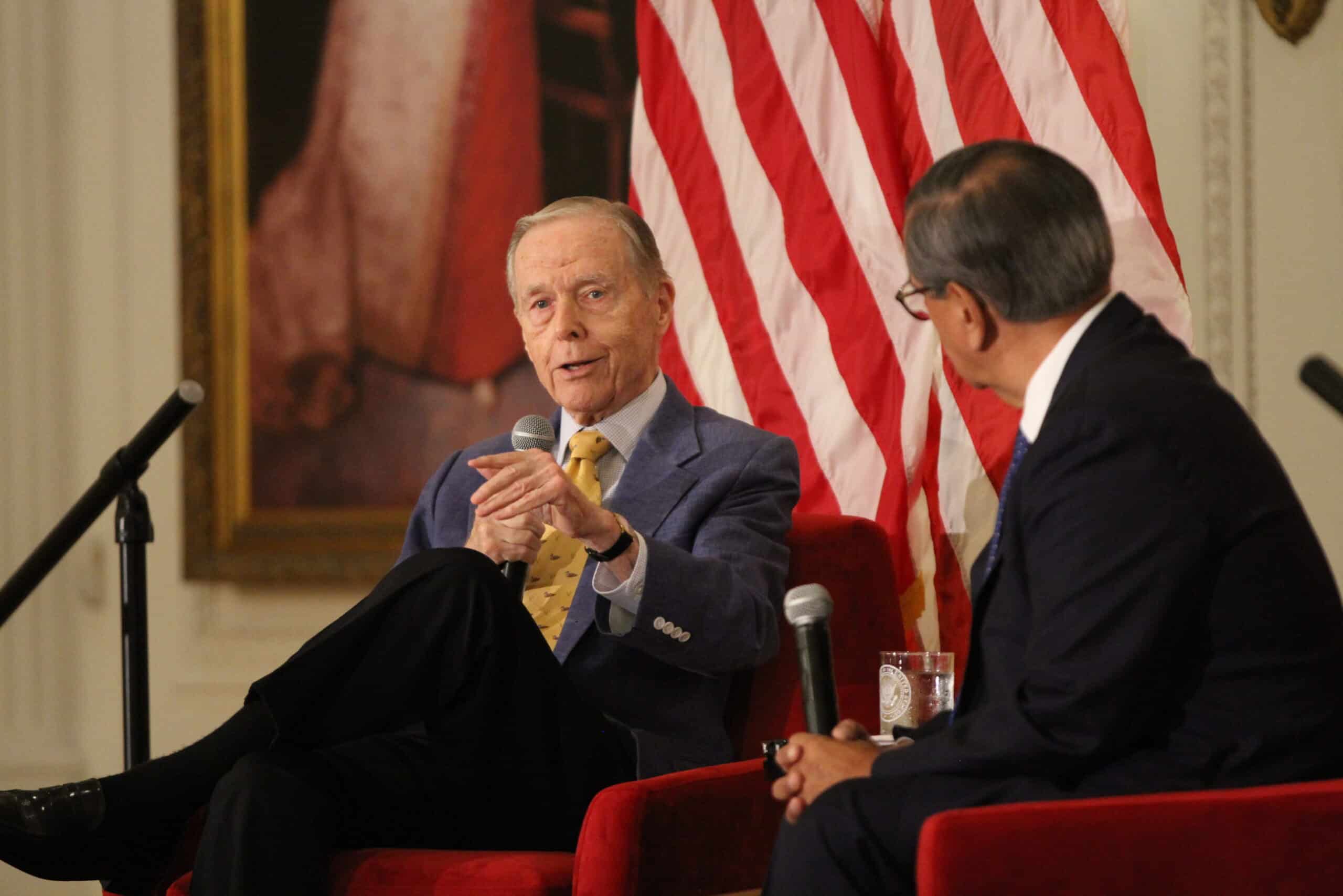 Community Gathers at the Nixon Library to View Presidential Hopefuls at GOP Debate Watch Party