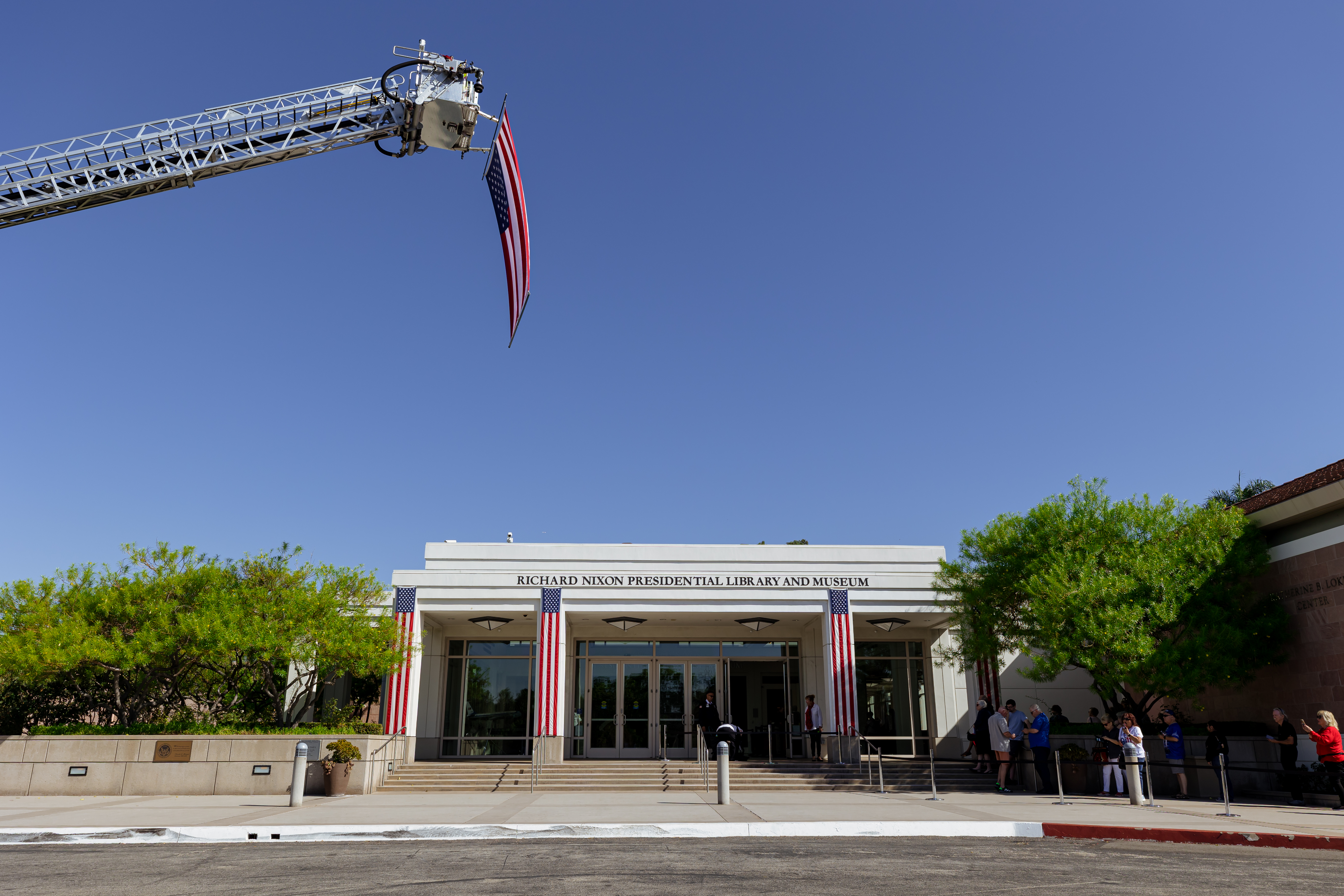 Nixon Library Marks 25th Anniversary of September 11 with Twin Beams of Light, Commemoration Ceremony
